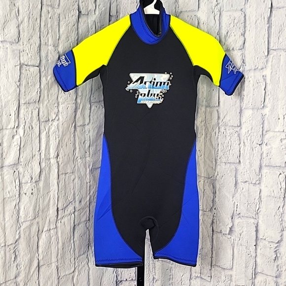 ACTION PLUS‎ Neoprene Radial Flex Wetsuit Junior Small - Picture 1 of 7